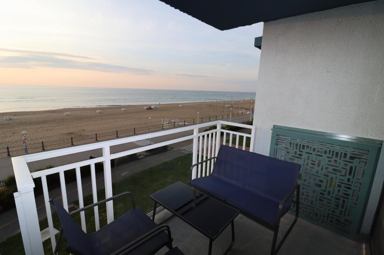 Oceanfront Beach, Sky, & Dolphins Apartment Virginia Beach Exterior photo